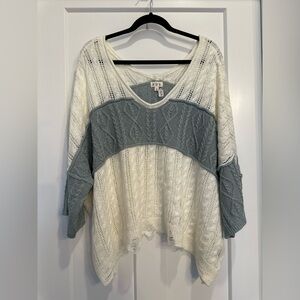 POL Women's V-Neck Sweater - Cream and Gray